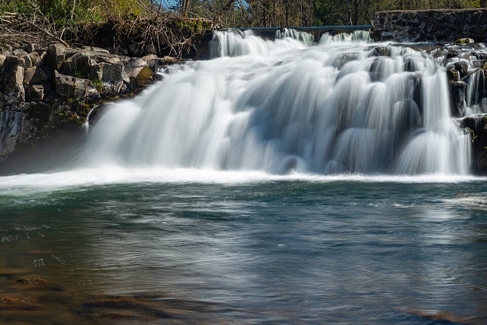 Scotts Mills Falls
