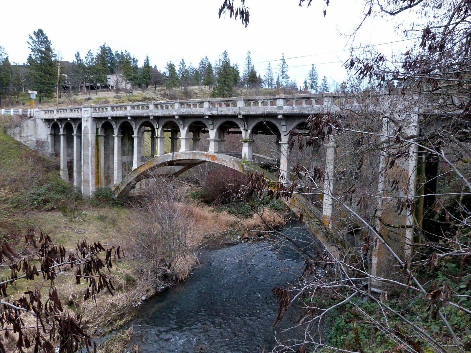 Mosier Creek Falls