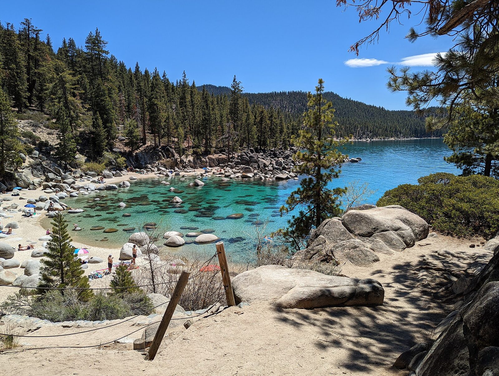 Secret Cove rocks (Lake Tahoe)