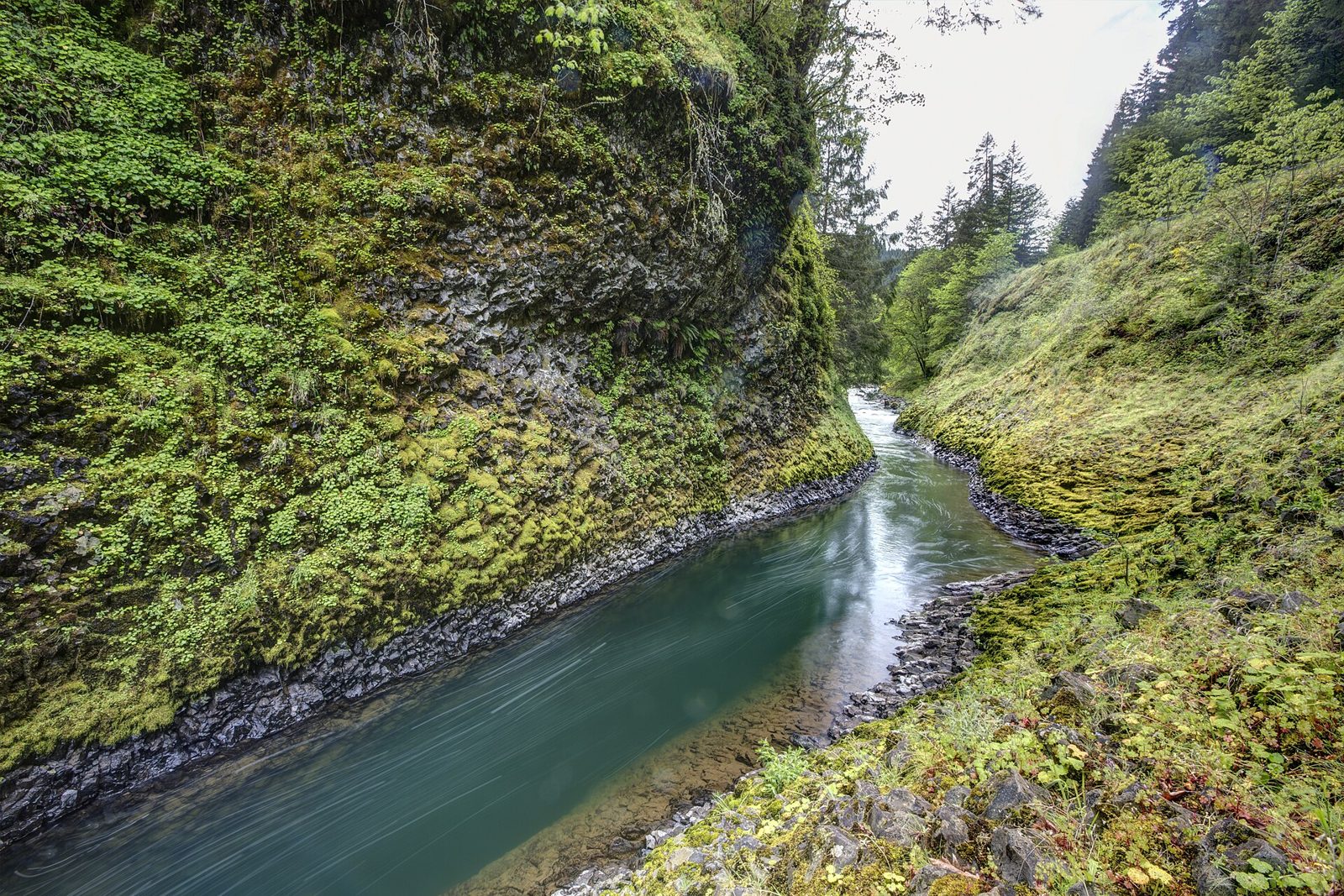 The Narrows & Sundial Rock (Molalla River)